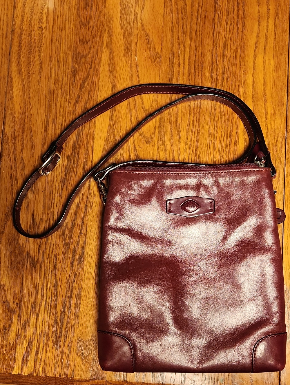The Trend Classic Burgundy Leather Crossbody Bag
